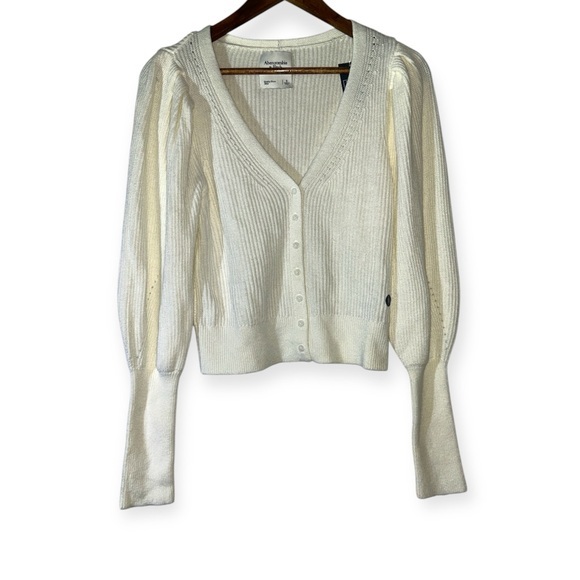 Abercrombie & Fitch NWT puff sleeve cardigan SIZE SMALL - Picture 1 of 4